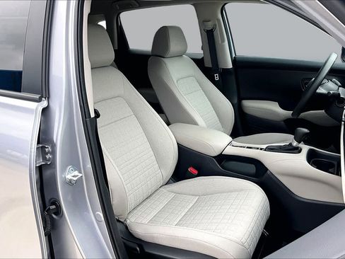 Used 2026 Honda HR-V LX image 9