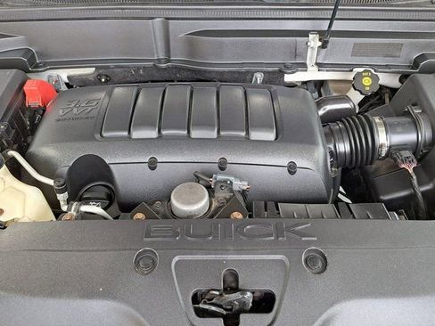 Used 2010 Buick Enclave CXL image 33