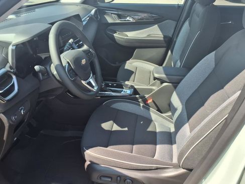 New 2026 Chevrolet TrailBlazer LT w/ Convenience Package image 5
