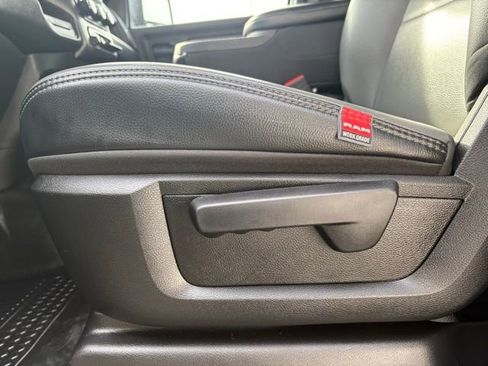 Used 2024 RAM 3500 Tradesman w/ Chrome Appearance Group image 26