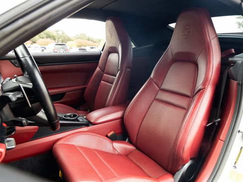 Certified 2022 Porsche 911 Carrera 4 GTS AWD/4WD image 5