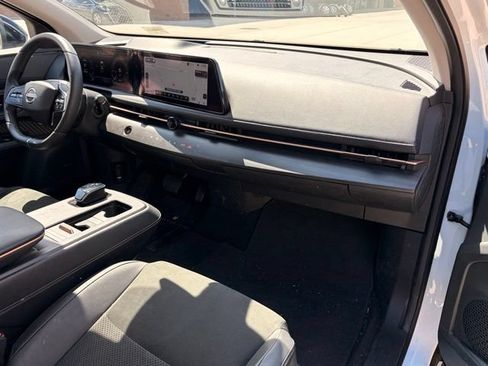 Used 2024 Nissan Ariya FWD image 14