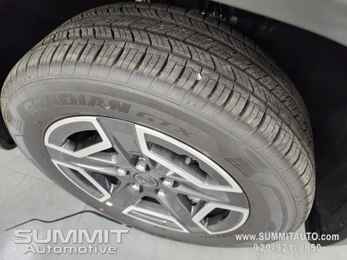 New 2026 Jeep Cherokee Limited AWD/4WD image 3