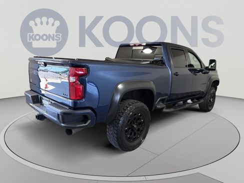 Used 2022 Chevrolet Silverado 2500 LTZ w/ LTZ Plus Package AWD/4WD image 7