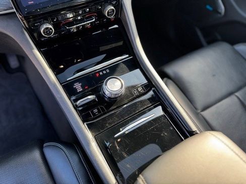 Used 2021 Jeep Grand Cherokee L Overland w/ Luxury Tech Group IV image 16