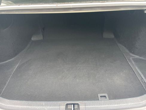 Used 2025 Toyota Camry LE image 30