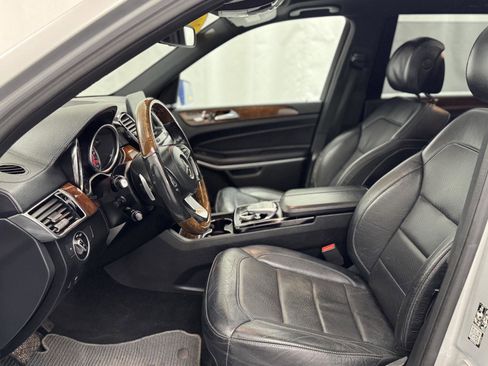 Used 2018 Mercedes-Benz GLS 550 4MATIC w/ Driver Assistance Package image 20
