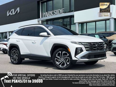Used 2025 Hyundai Tucson Limited AWD/4WD image 1