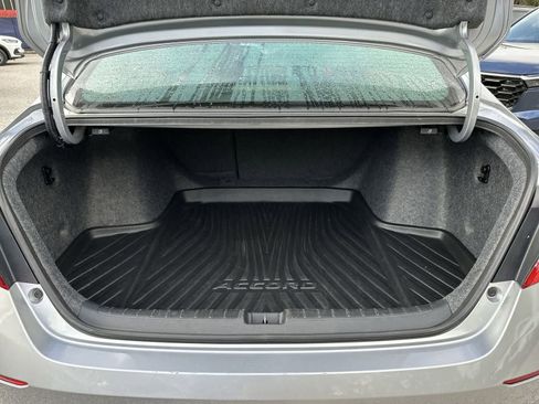 Used 2019 Honda Accord EX-L image 9