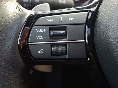 Certified 2025 Acura ADX A-Spec image 22