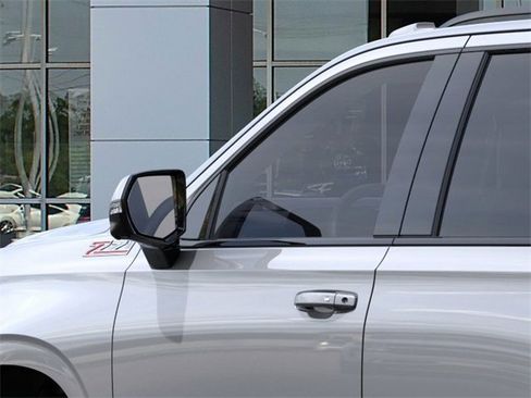 New 2026 Chevrolet Tahoe Z71 image 12