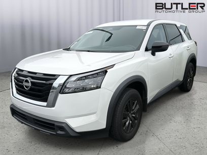 Used 2024 Nissan Pathfinder S