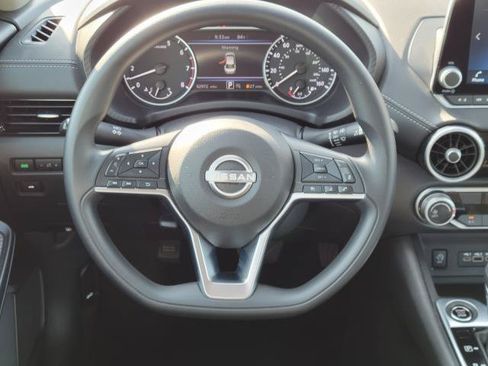 Used 2024 Nissan Sentra SV FWD image 26