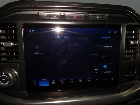 Used 2021 Ford F150 Lariat w/ Equipment Group 502A High AWD/4WD image 25