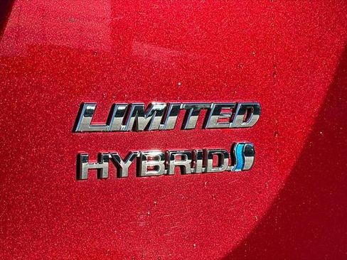 Certified 2018 Toyota RAV4 Limited w/ Advanced Technology Package image 32