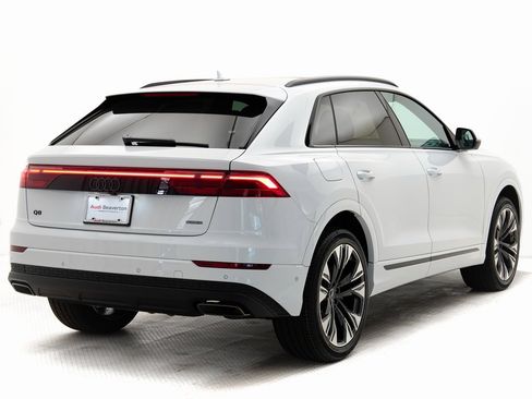 New 2025 Audi Q8 Premium Plus image 3