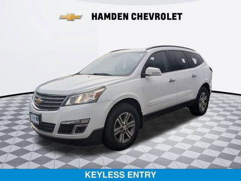 Used 2017 Chevrolet Traverse LT image 7