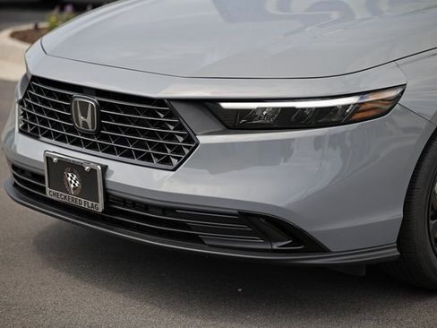 New 2025 Honda Accord SE image 3
