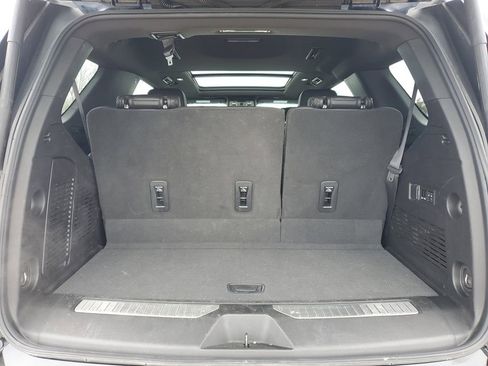 Used 2023 GMC Yukon Denali w/ Denali Reserve Package image 35