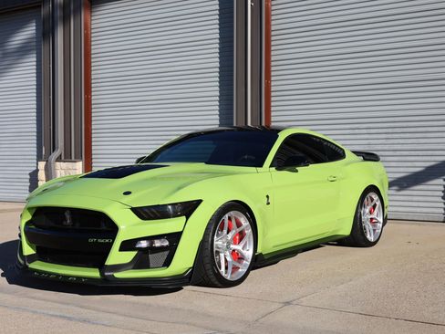 Used 2020 Ford Mustang Shelby GT500 w/ Technology Package image 10