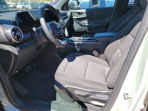Certified 2025 Chevrolet Equinox LT AWD/4WD image 11