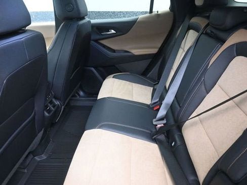 New 2026 Chevrolet Equinox ACTIV w/ Convenience Package III FWD image 18