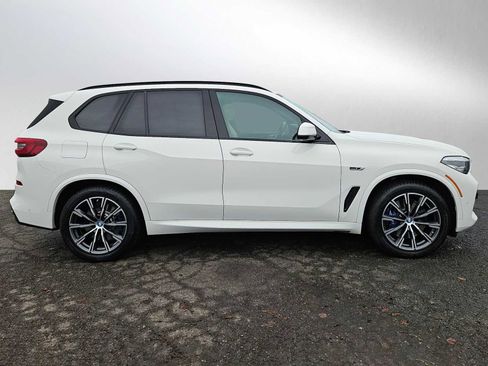 Used 2022 BMW X5 xDrive45e w/ M Sport Package image 2