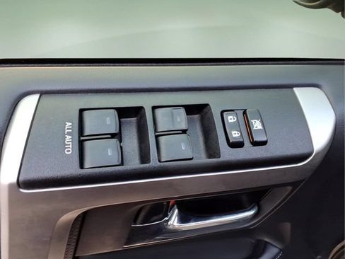 Used 2024 Toyota 4Runner SR5 Premium w/ Moonroof Package AWD/4WD image 17