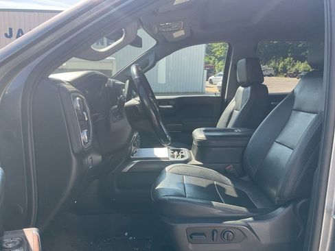 Used 2021 GMC Sierra 1500 SLT w/ SLT Convenience Package AWD/4WD image 16