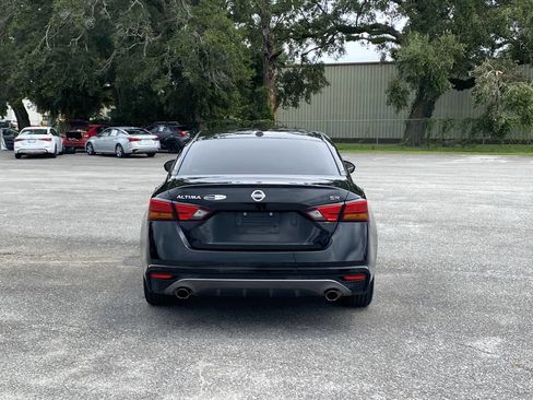 Used 2022 Nissan Altima 2.5 SR FWD image 7