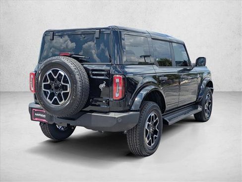New 2026 Ford Bronco Outer Banks AWD/4WD image 2