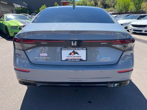 Used 2024 Honda Accord Touring image 6