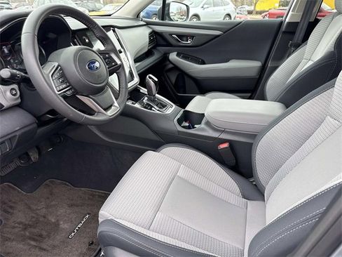 Used 2025 Subaru Outback Premium image 13