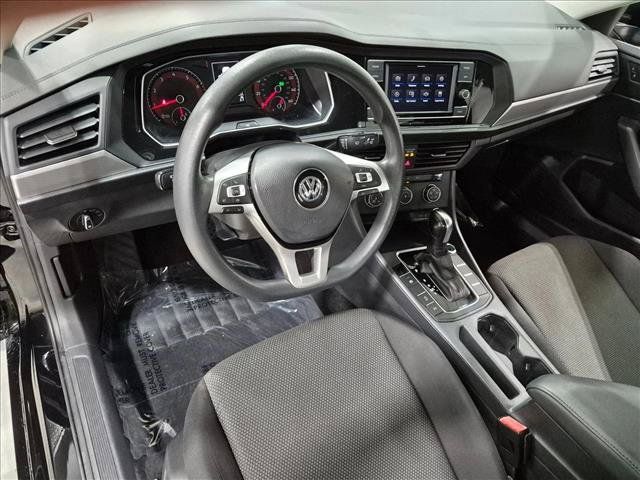 Used 2021 Volkswagen Jetta S w/ Driver Assistance Package FWD image 10