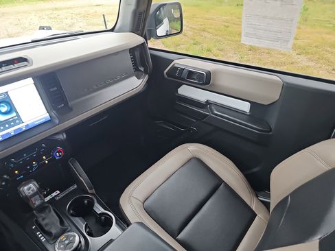 Used 2024 Ford Bronco Big Bend AWD/4WD image 29