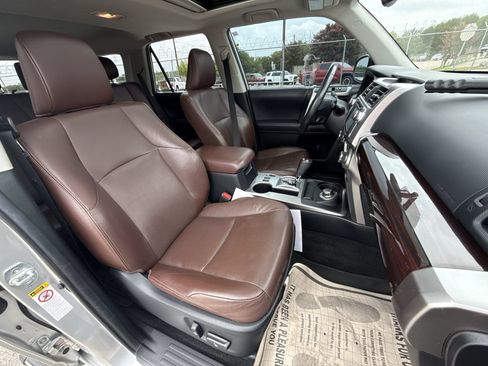 Certified 2018 Toyota 4Runner Limited AWD/4WD image 27