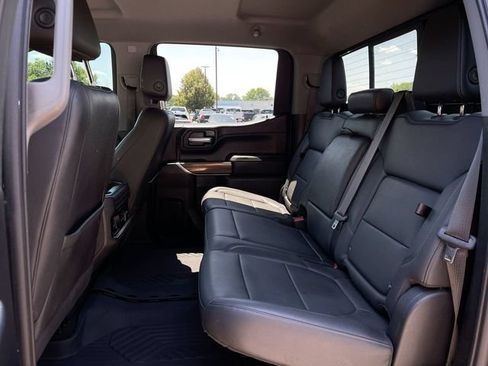 Used 2021 Chevrolet Silverado 1500 LT Trail Boss w/ Convenience Package II AWD/4WD image 25