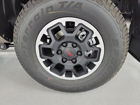 New 2026 Toyota Tacoma TRD Off-Road AWD/4WD image 8