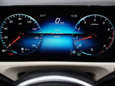 Used 2023 Mercedes-Benz CLA 250 4MATIC w/ Premium Package image 13