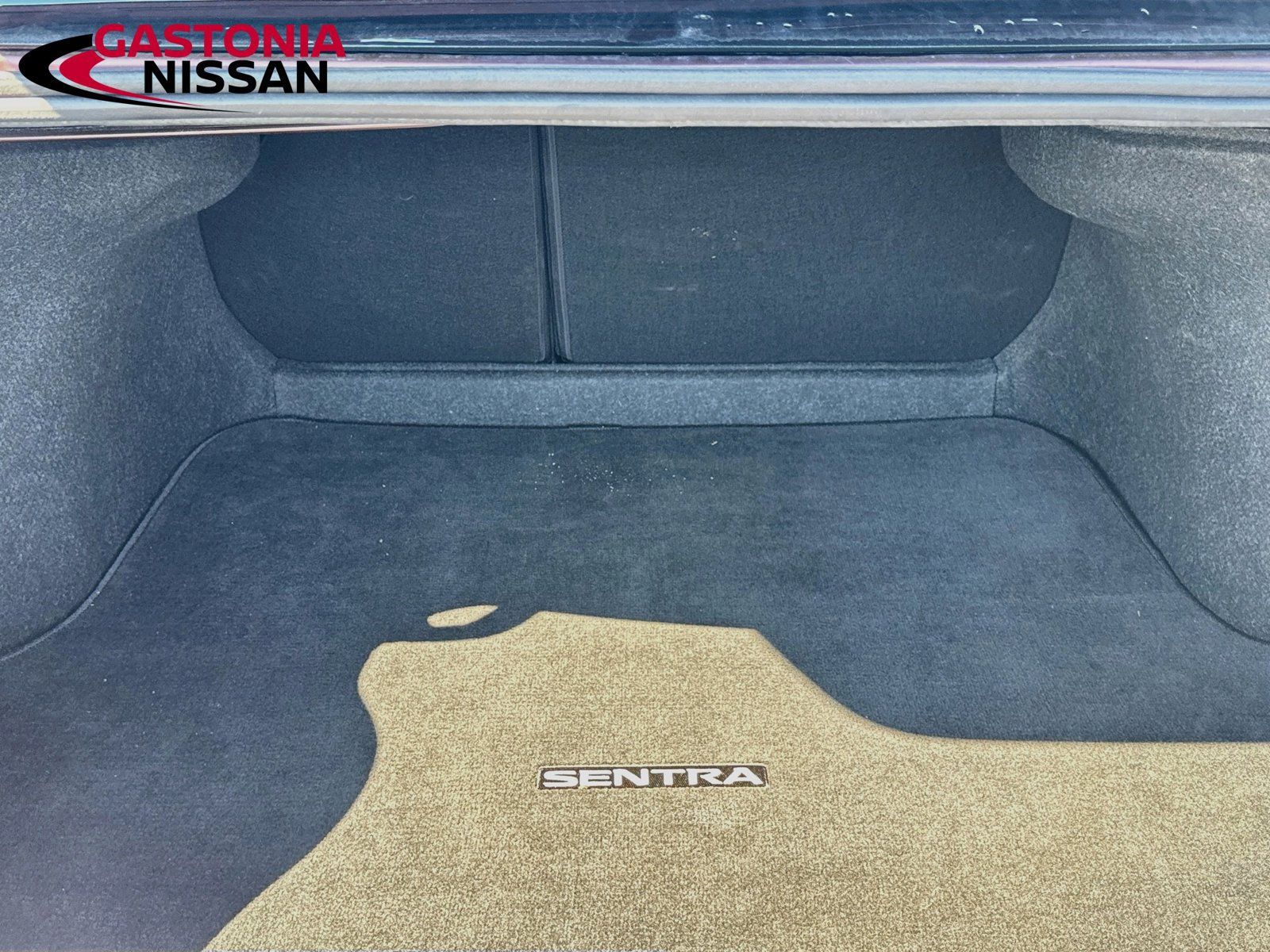 Used 2024 Nissan Sentra SV FWD image 31