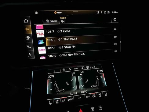 Used 2025 Audi RS 7 Performance w/ Black Optic Package image 19