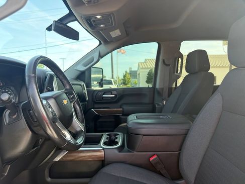 Used 2022 Chevrolet Silverado 2500 LT w/ Convenience Package AWD/4WD image 8