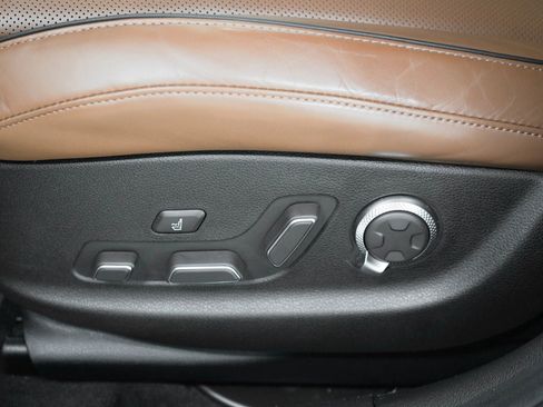 Used 2021 Genesis G80 3.5T AWD/4WD image 24