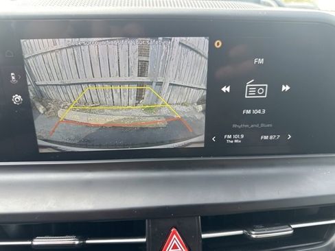 Used 2024 Kia Seltos SX w/ SX Sunroof Package image 15