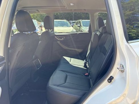 Certified 2023 Subaru Forester Limited AWD/4WD image 17