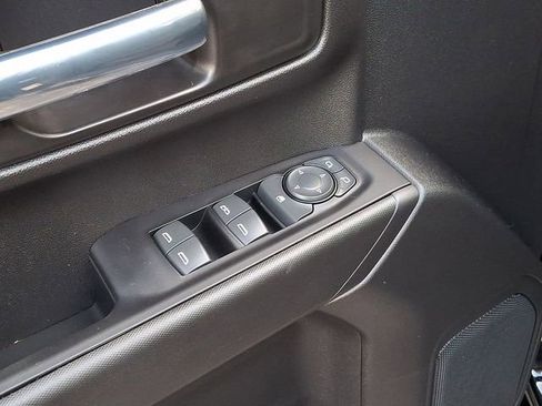 Used 2022 Chevrolet Silverado 1500 Custom image 26