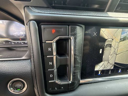 Certified 2023 GMC Yukon Denali AWD/4WD image 15