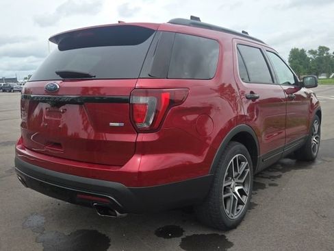 Used 2016 Ford Explorer Sport w/ Equipment Group 401A AWD/4WD image 8