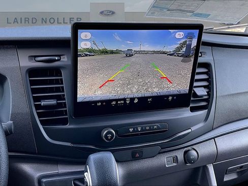 New 2026 Ford Transit 250 Low Roof RWD image 20