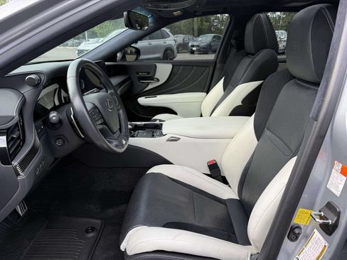 Used 2022 Lexus LS 500 F Sport w/ Accessory Package (Z2) AWD/4WD image 13